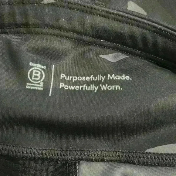 Athleta High Rise Chit Chat Tight - Picture 12 of 14